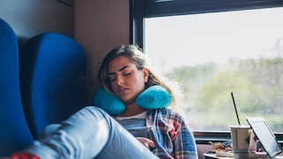 Travelbook Investigates: Can You Really Feel at Home on a Train?

Traveling by train is supposed to be relaxing, offering a sense of comfort akin to being at home. But how seriously can we take this notion? Travelbook has delved into the matter to find out.