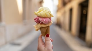 Dondurma melts more slowly than regular ice cream.