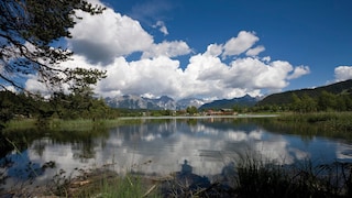 There is an accessible circular hiking trail around Wildsee near Seefeld.