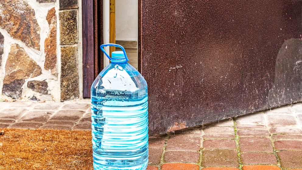 Bottles Placed in Front of Doors in Italy–What It Means